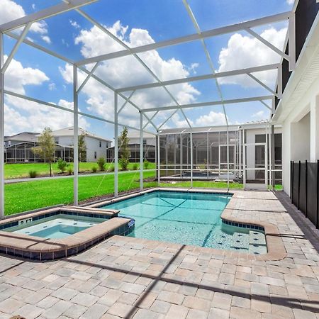 Contemporary Home W Private Pool& Spa Davenport Luaran gambar