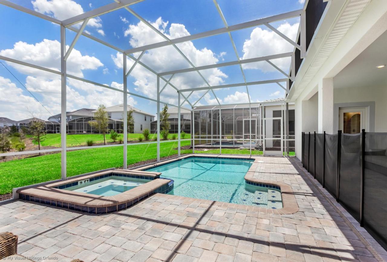 Contemporary Home W Private Pool& Spa Davenport Luaran gambar